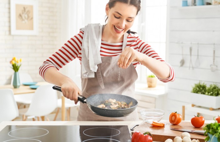 8 conseils pratiques pour apprendre à cuisiner peu importe votre niveau